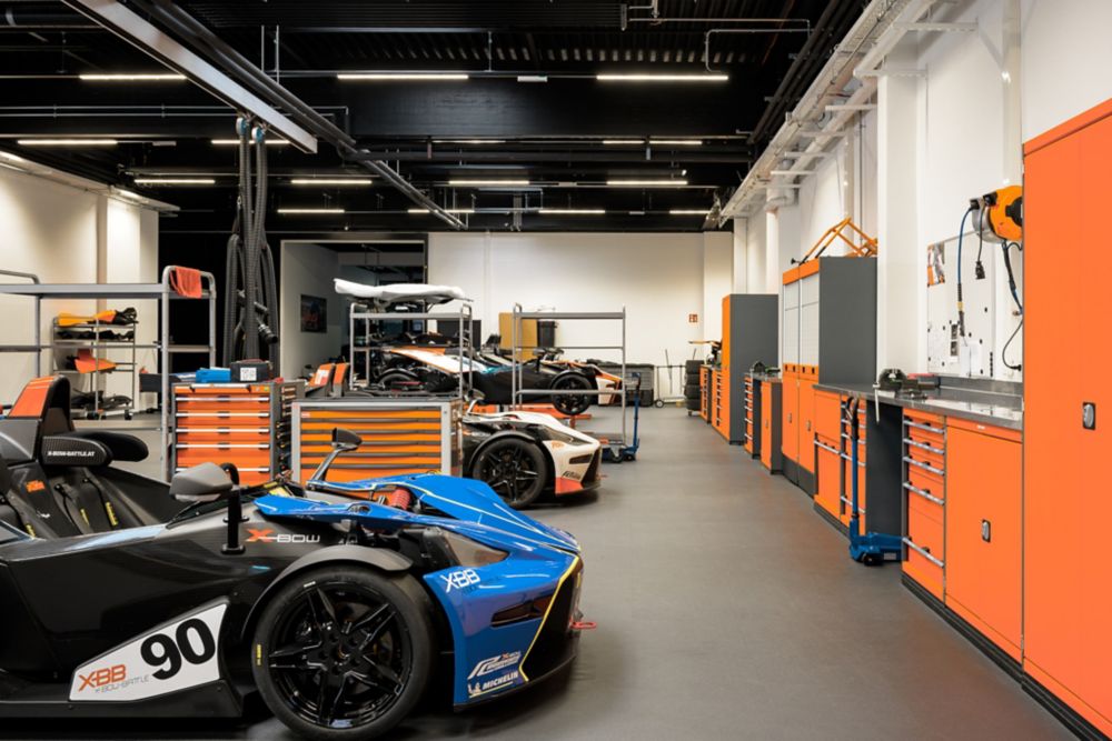 Bow　SPORTS CAR COLLECTION 　Ⅰ& II CD-ROM KTM X-BOW GTX - Store - RaceRoom Racing Experience